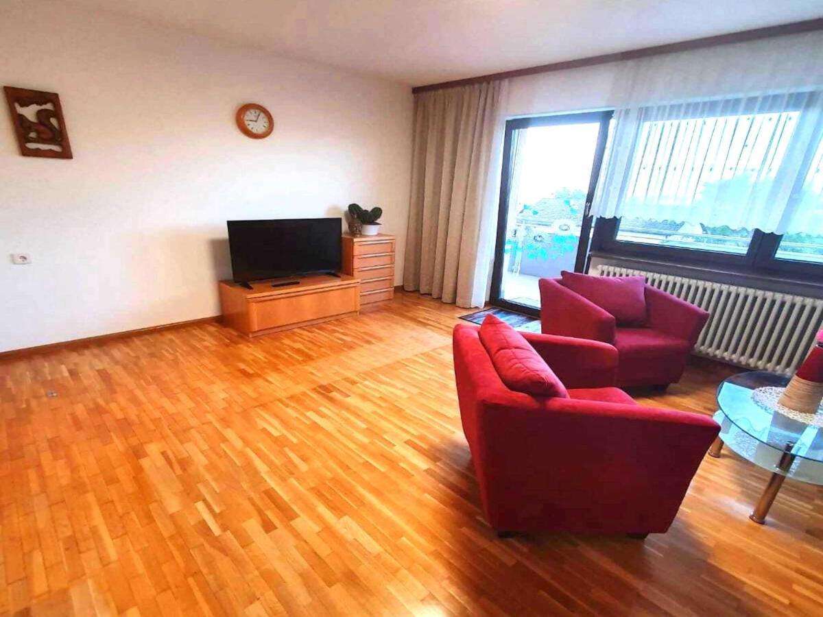 Comfortable Flat In Goerwihl With Balcony Gorwihl Exteriér fotografie